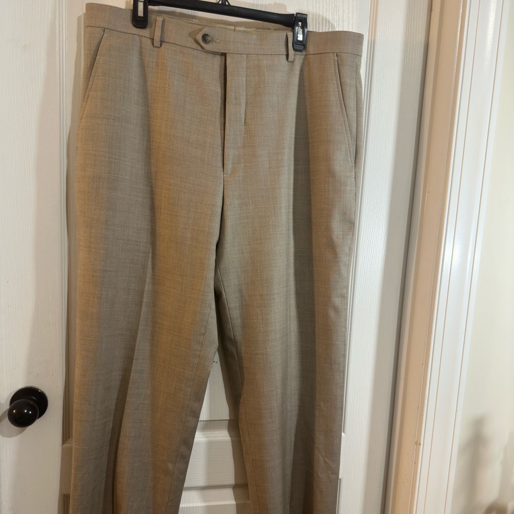 Stafford Classic Fit Travel Pants Men's Size 38x34 Light Beige